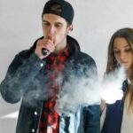 teen vaping marijuana
